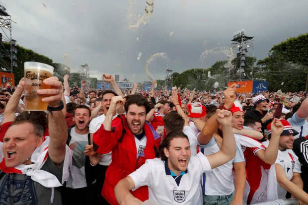 England fans in France