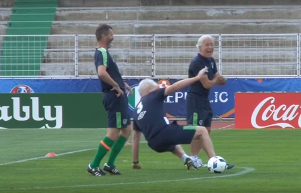  McDonagh misses the ball completely thanks to Roy Keane prank