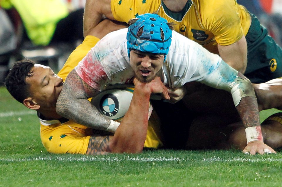  Jack Nowell tries to get England going forward after coming off the wing