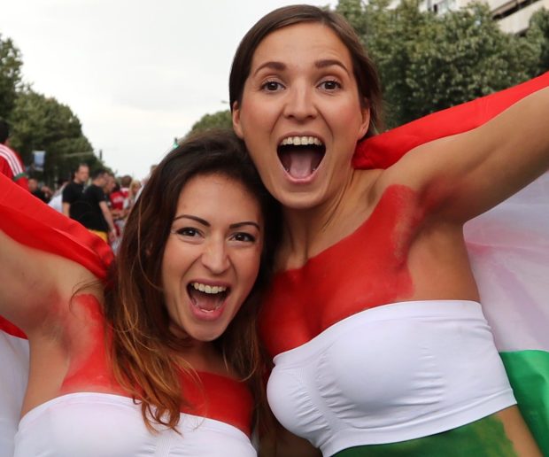 Hungary fans