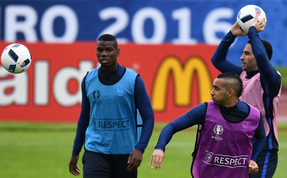  Dumitri Payet and Paul Pogba in training as France prepare for Switzerland