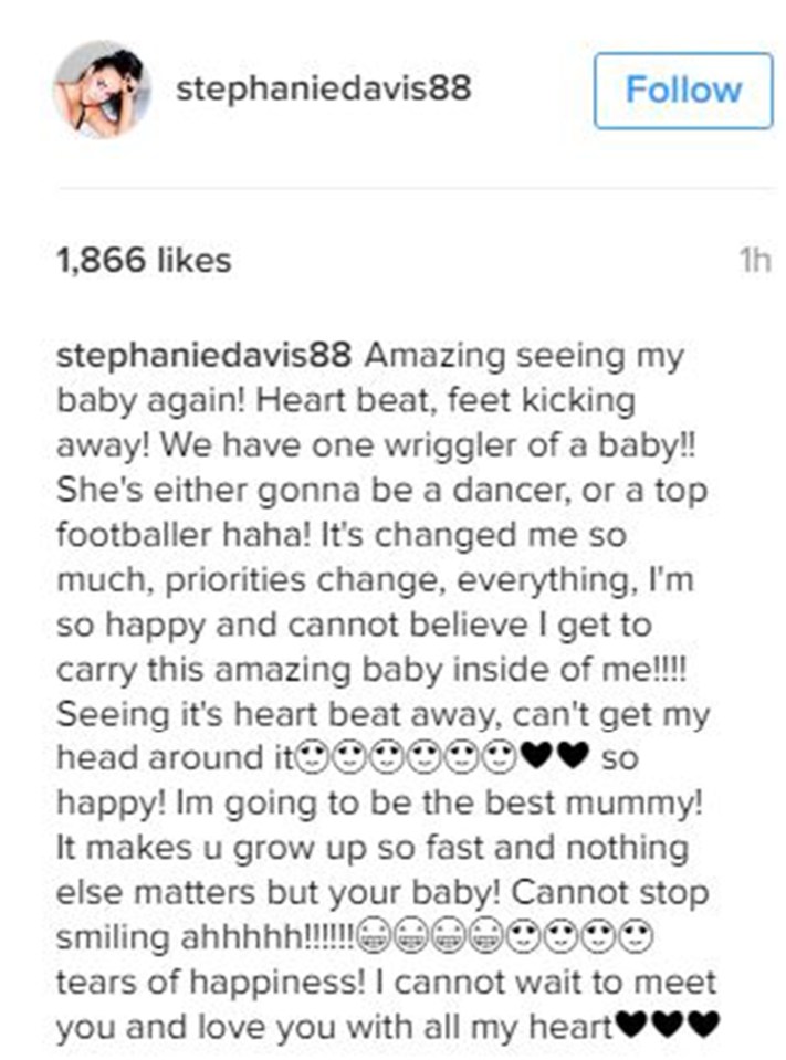 Stephanie Davis has called her baby "she" in a new Instagram post 