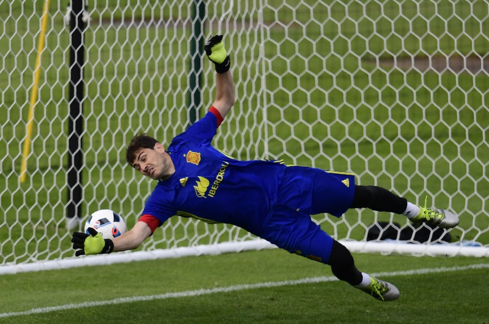  Casillas in Spain's No2 behind Man United's David De Gea