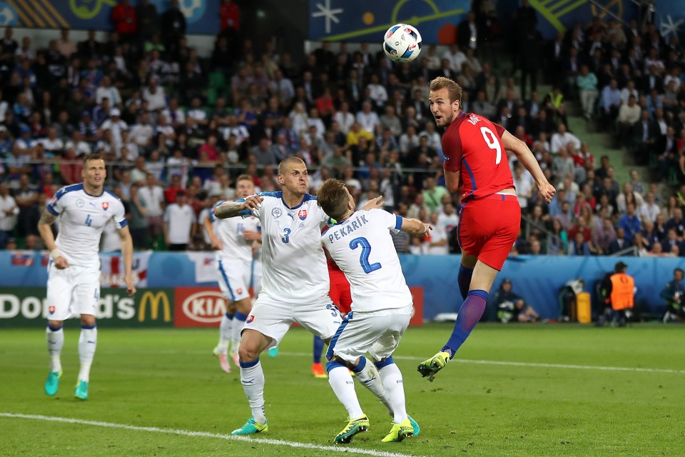  Harry Kane is unable to direct his header on target as England suffered a frustrating night in their clash with Slovakia