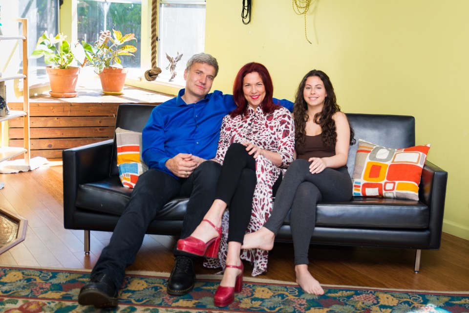  Gracie, with her second husband Oz and her 16-year-old daughter Tallulah from her previous marriage