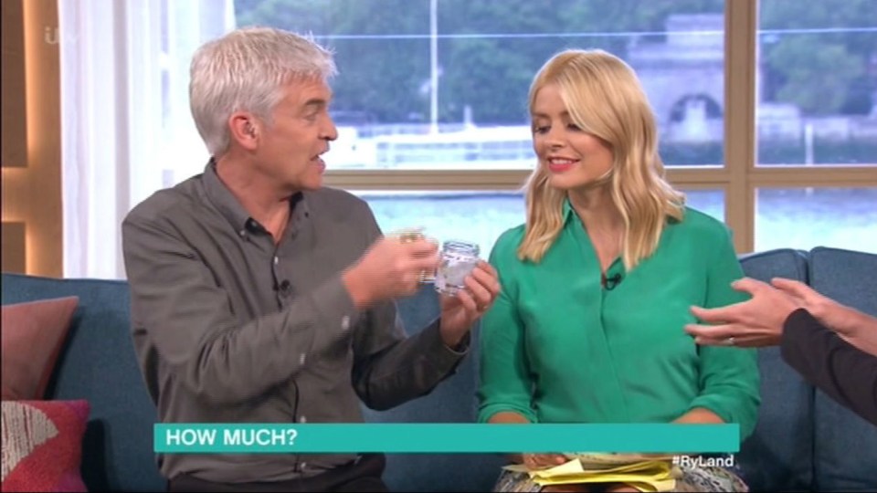  Holly Willoughby and Phillip Schofield breathed into a jar and sealed it on Wednesday's This Morning