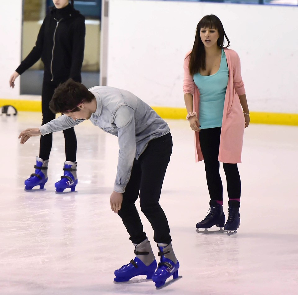 Elliot possibly wouldn't have done as well as his girlfriend if he went on Dancing on Ice 