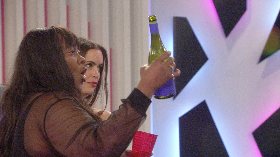  BB's Natalie grabbed a bottle of wine from Ryan to give to some of the girls