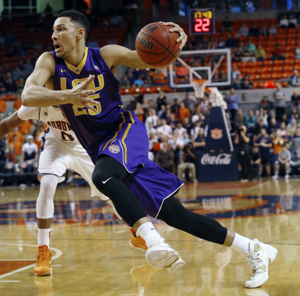 Ben Simmons drives at the basket for LSU