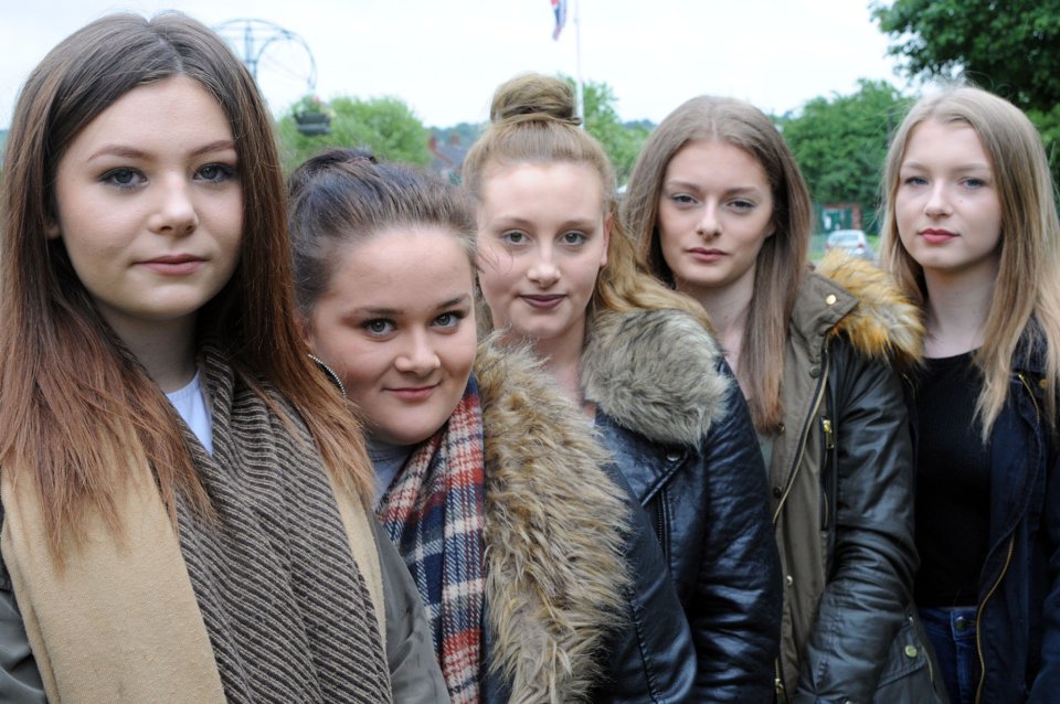  Debbie Kavaliunas, the mum of Laura (left), has described the decision to band the 15 students from the prom as 'wrong'