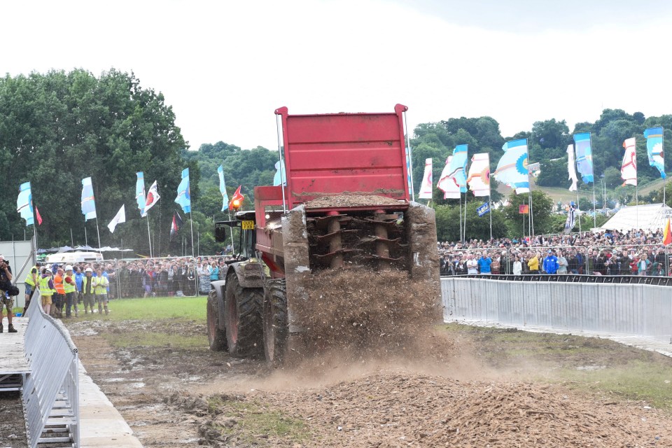 Glastonbury festival delayed start Due to flooding and stage build delays Featuring: Atmosphere Where: Glastonbury, United Kingdom When: 24 Jun 2016 Credit: WENN.com