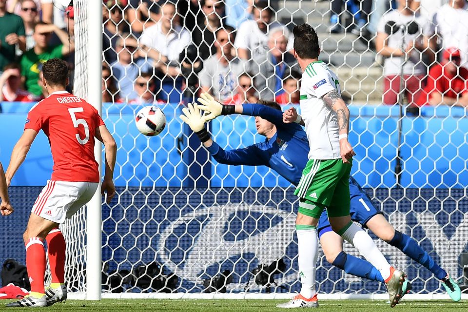  Wayne Hennessey does well to cover the shot of Stuart Dallas as Northern Ireland started the better of the two sides against Wales