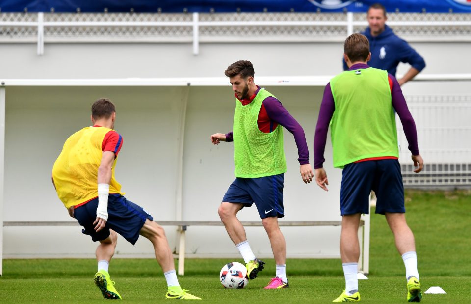  Lallana trained with Jamie Vardy and the rest of the squad yesterday