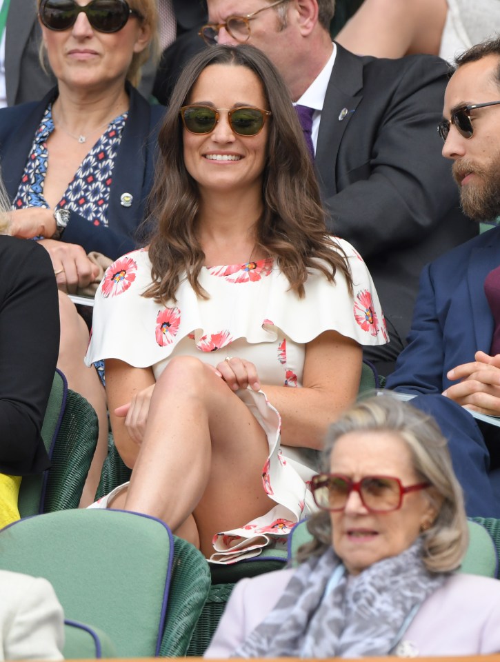  Onlookers got a glimpse of Pippa's thighs at the tennis tournament