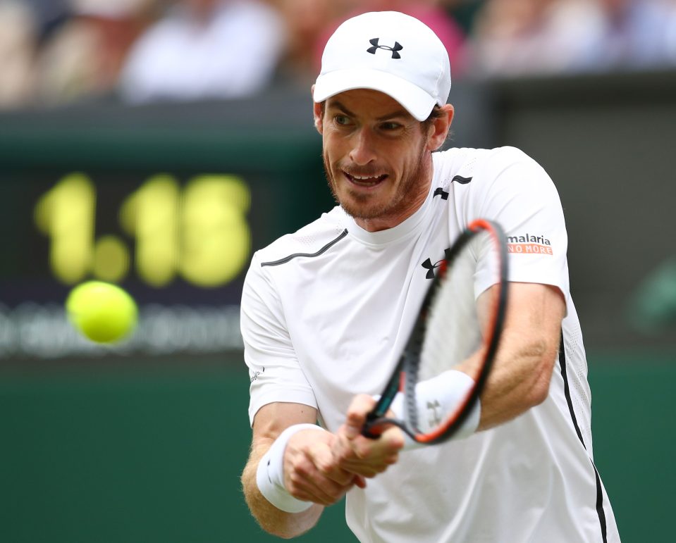  Andy Murray defeated fellow Brit Liam Broady to reach the next round at SW19