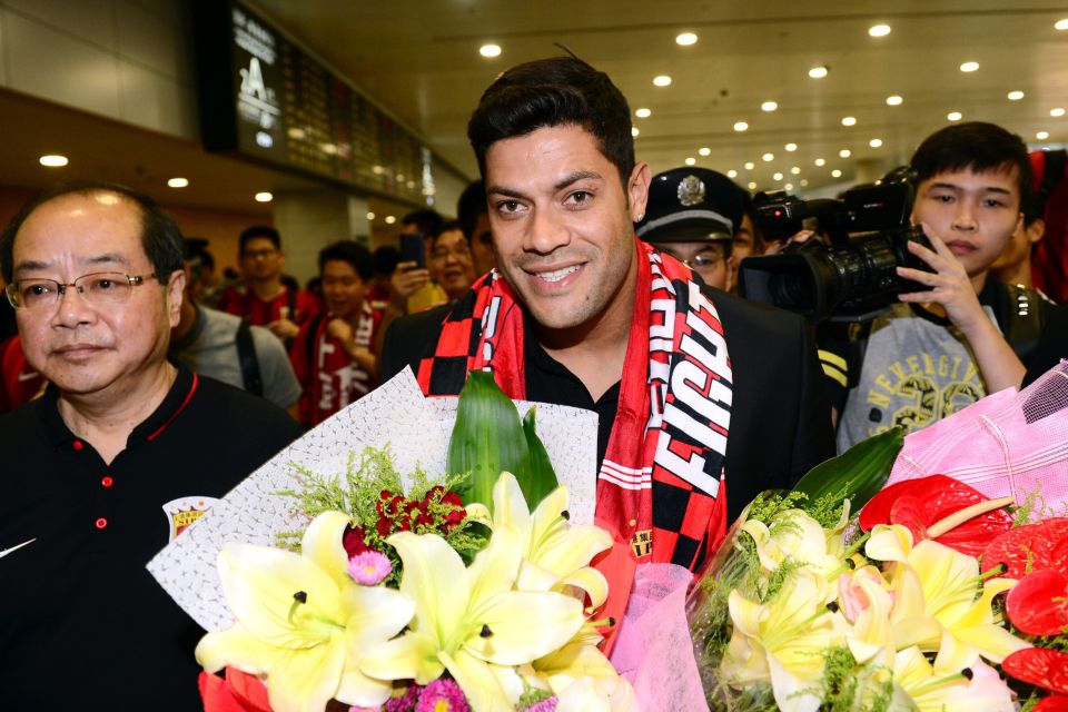  Hulk will pocket £320,000-a-week when he completes move to Shanghai SIPG