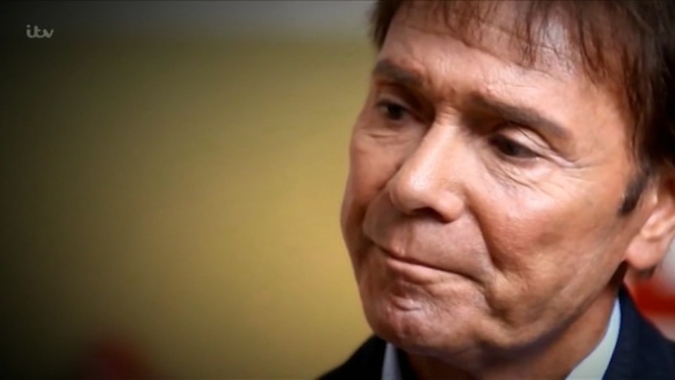  Sir Cliff Richard hits out at police