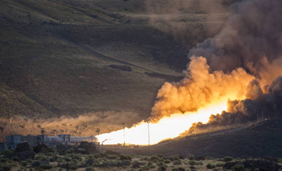  Kaboom.... this is the fiery moment NASA ignited the world's most powerful rocket booster