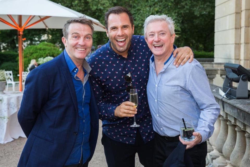 Smiles all round . . . Dan caught up with Louis Walsh and Bradley Walsh over champagne