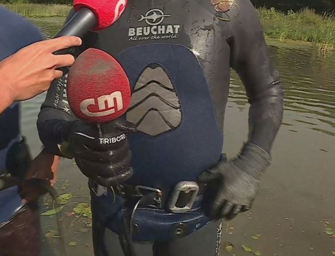  Portuguese station CMTV sent a diver to recover their microphone Cristiano Ronaldo threw in a lake near Portugal's team hotel in Lyon