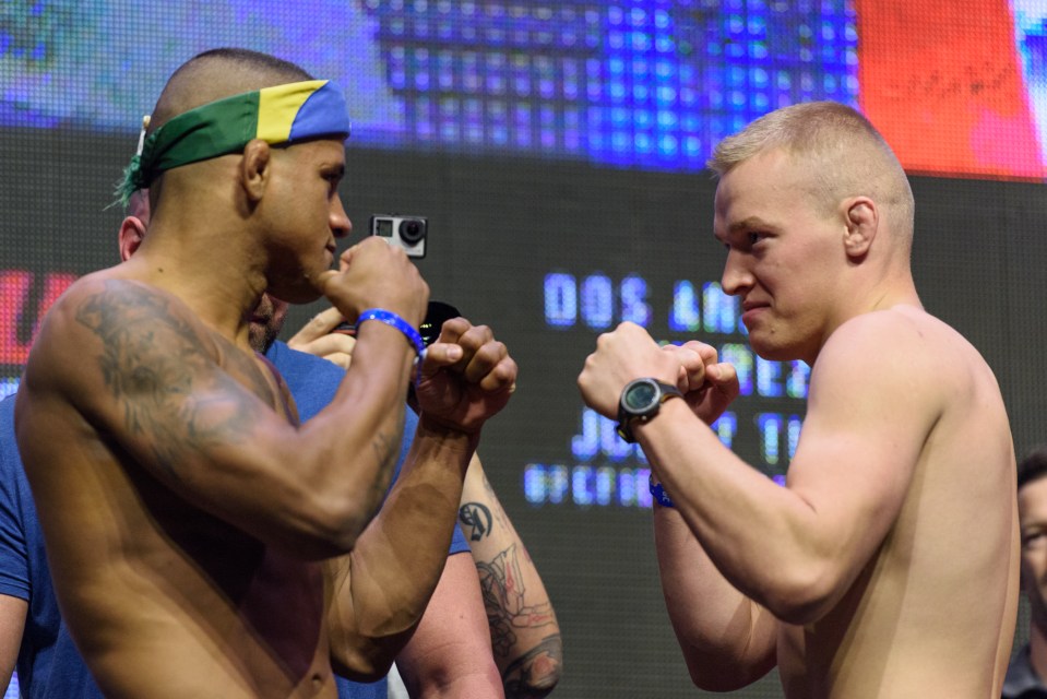  Gilbert Burns v Lucasz Sajewski