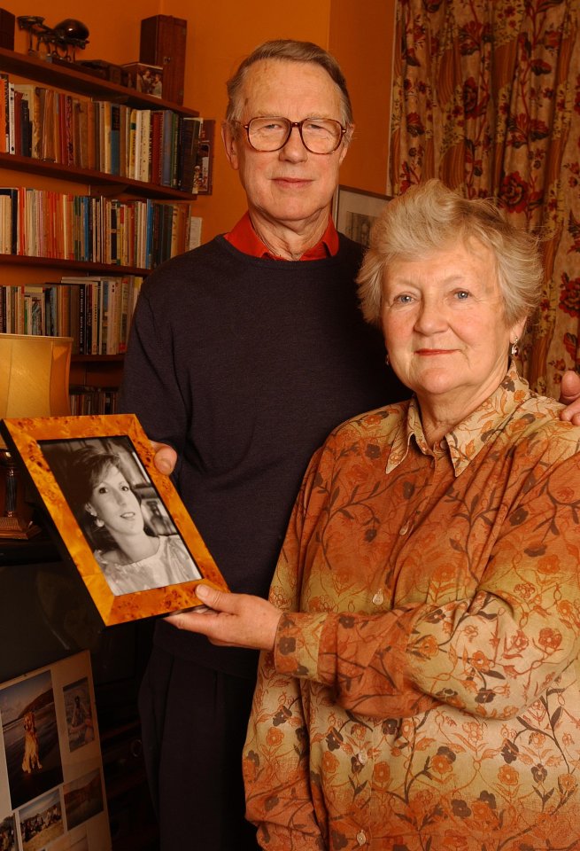  Suzy’s parents: Diana, who passed away in 2011 and Paul, 85