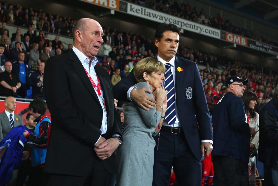  Gary Speed's parents (pictured with Wales boss Chris Coleman) claim their son is proudly watching his Dragons' Euro success