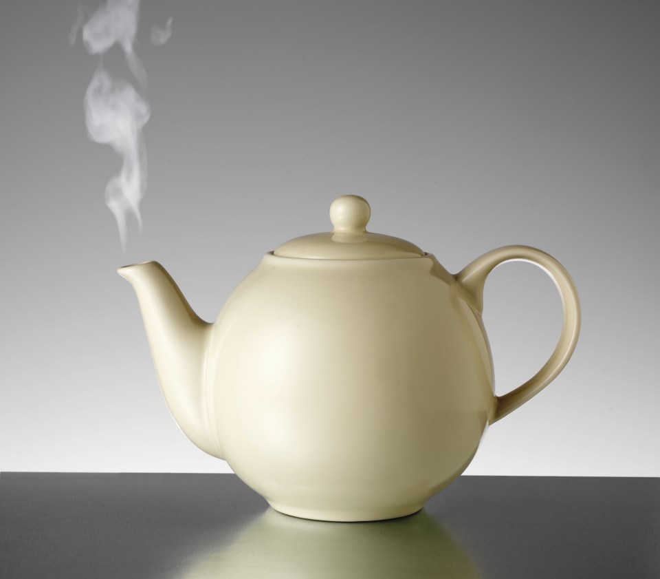  Drinking tea that is too hot can lead to oesophageal cancer