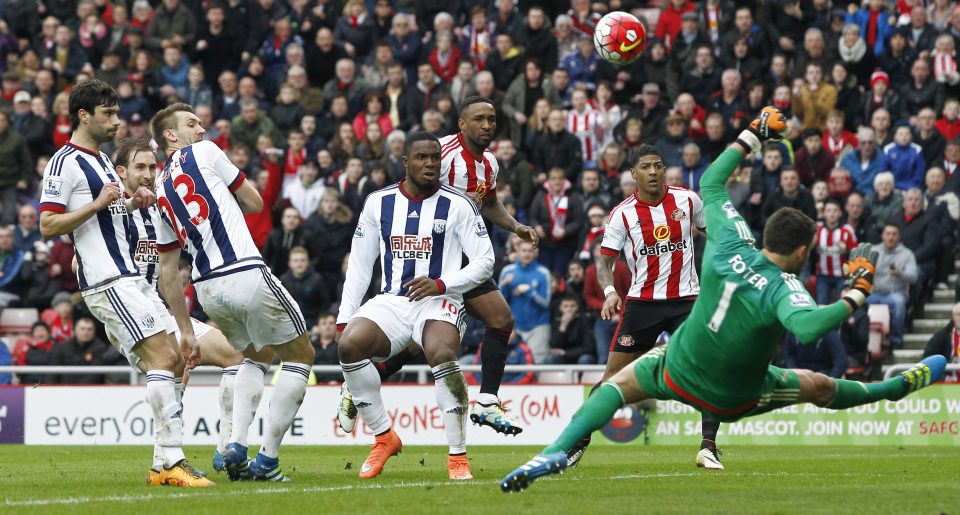  Allardyce found a way to use Jermain Defoe as a lone raider for Sunderland