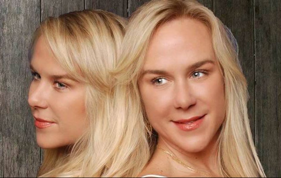  Alexandria Duval, left, is accused of murdering her twin sister Anastasia