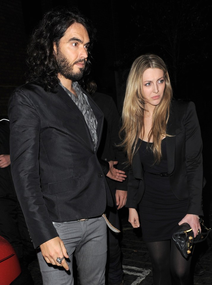  Russell Brand has surprised pregnant fiancée Laura Gallacher with a new dog named Bear