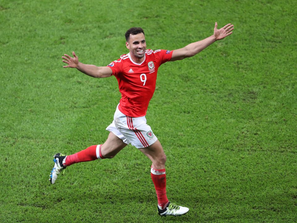  Hal Robson-Kanu celebrates his stunning goal for Wales against Belgium