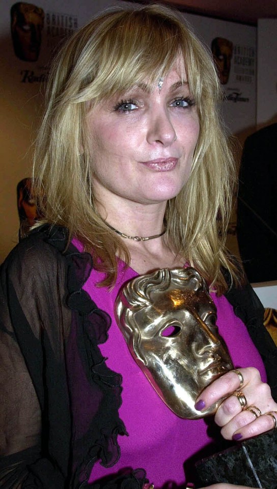  Bafta-winning actress Caroline Aherne died Saturday at age 52 after a long battle with lung cancer