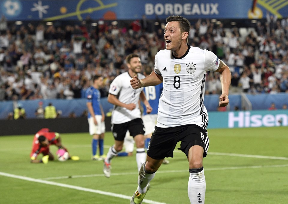  Germany ace Mesut Ozil will be up against team-mate Giroud tonight