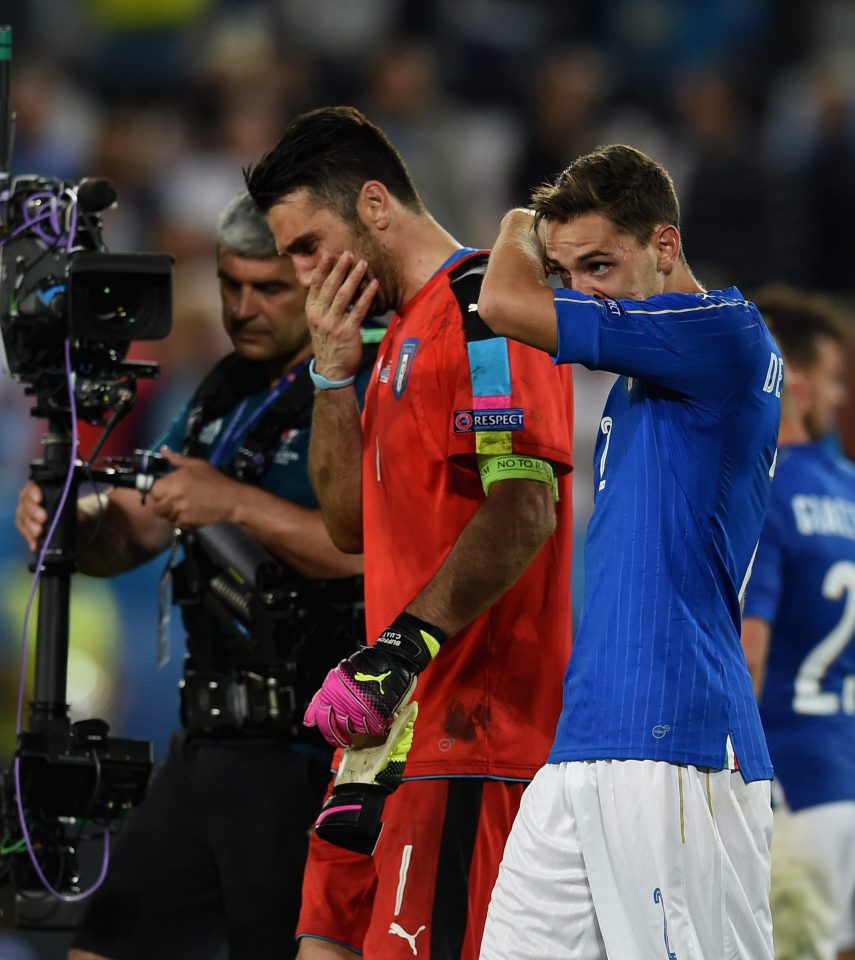  Keeper Gigi Buffon could not hold back the tears after Italy's Euro 2016 exit