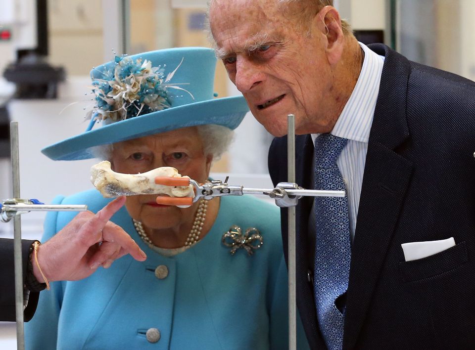 Queen Elizabeth II and The Duke of Edinburgh are shown bone which was cut using a saw, during a visit to the Leverhulme Research Centre for Forensic Science at Dundee University. PRESS ASSOCIATION Photo. Picture date: Wednesday July 6, 2016. During the visit to the forensic laboratory, part of the Centre for Anatomy and Human Identification, they viewed various techniques such as facial reconstruction, fingerprinting and electrical fire investigation. See PA story ROYAL Queen. Photo credit should read: Andrew Milligan/PA Wire