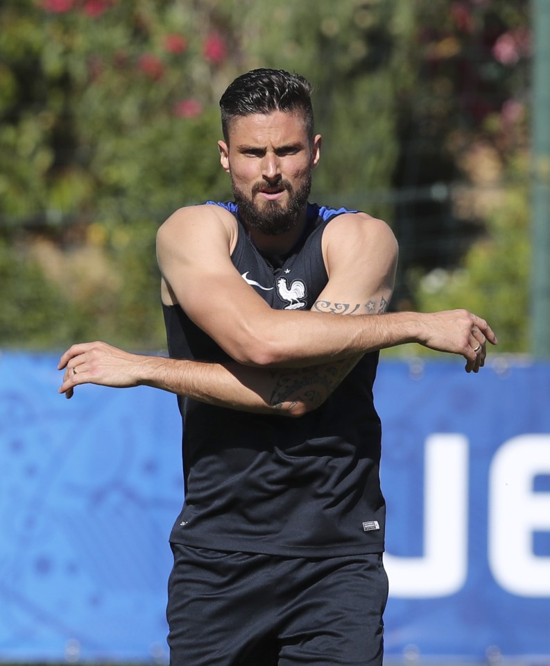  France's Olivier Giroud gears up for the Euro 2016 semi-final against Germany