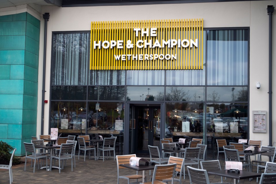  Hope & Champion, Beaconsfield Service Station, Buckinghamshire