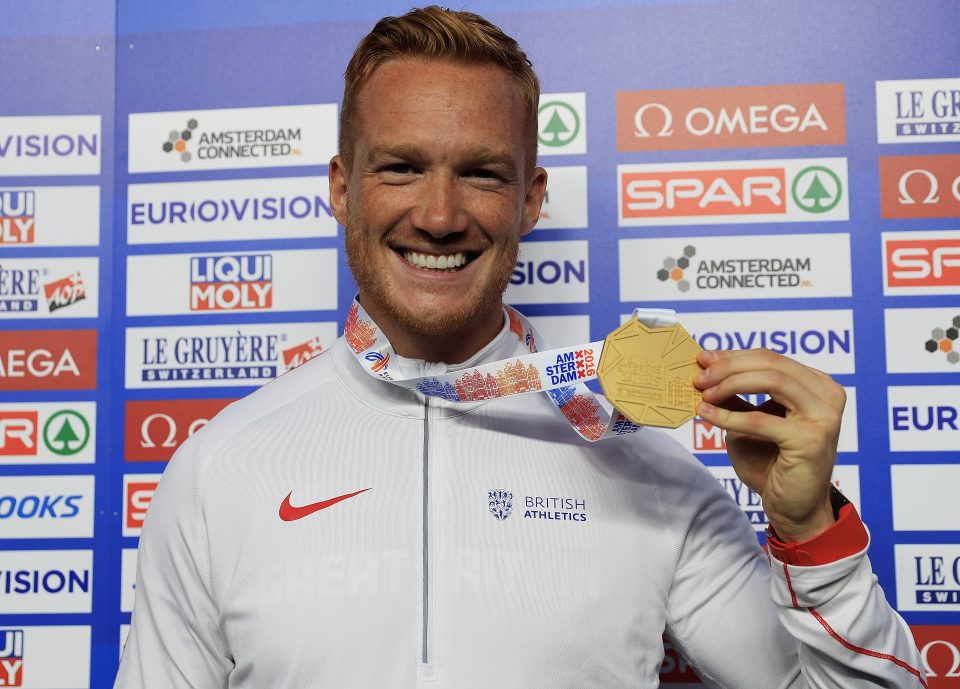  Greg Rutherford shows off his European Championships gold medal