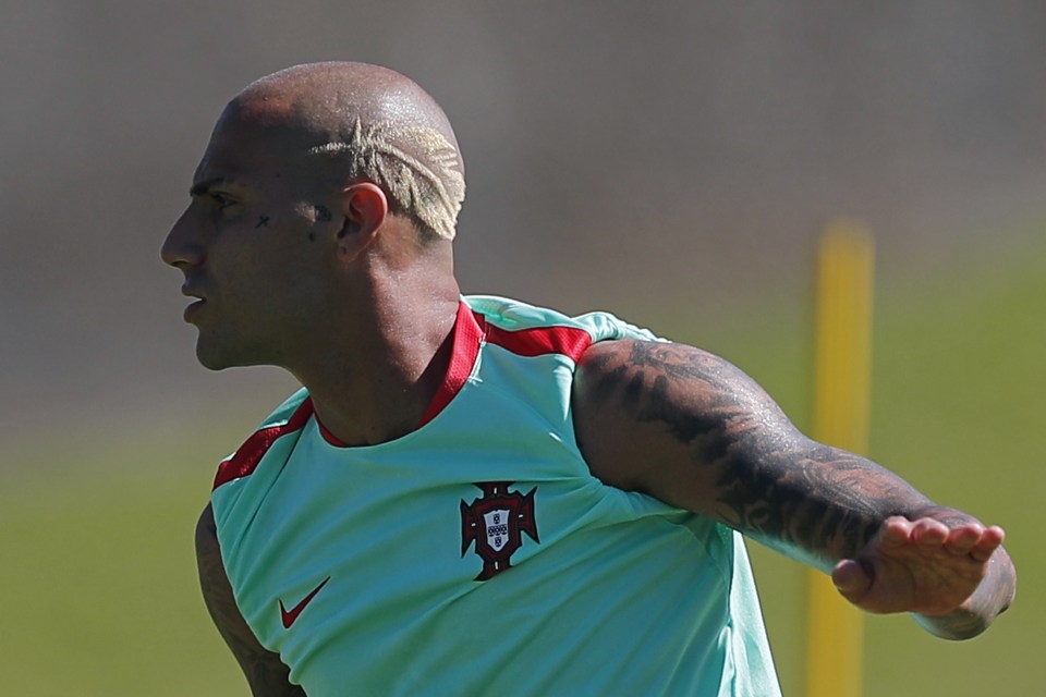  Portugal star Ricardo Quaresma reveals his new haircut during training