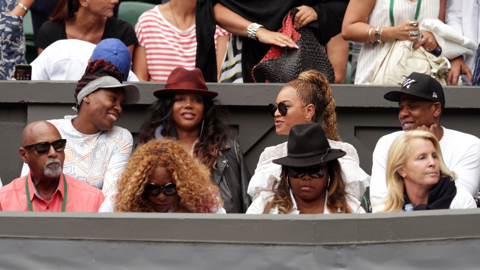  The power couple sat next to Serena's sister Venus for the final