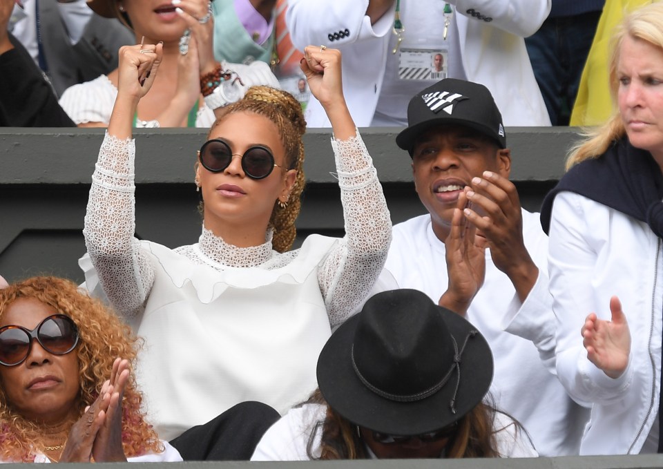  The pair celebrate Serena's mammoth victory