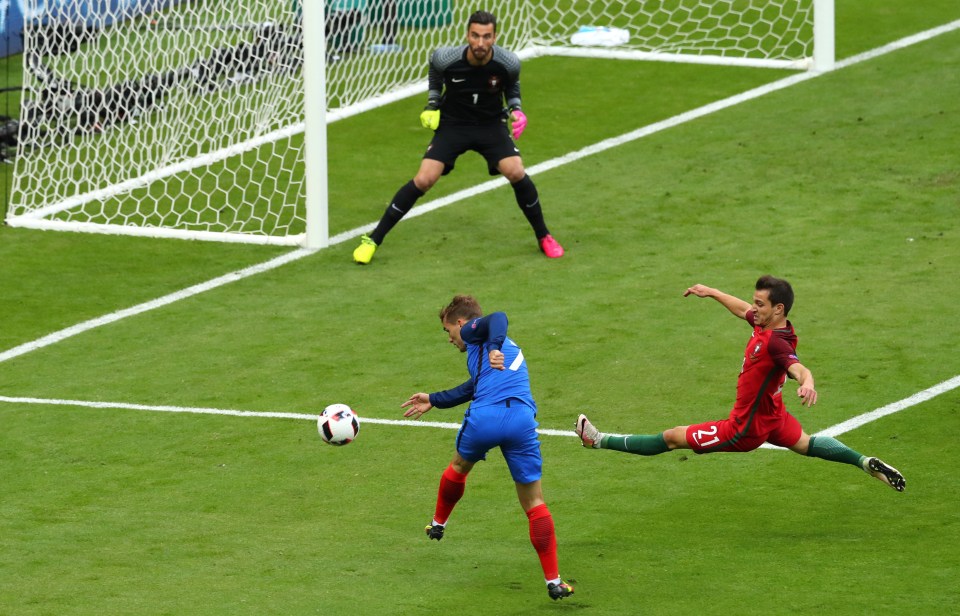 Antoine Griezmann sliced an early chance wide as France pressed for the lead in the Euro 2016 final against Portugal