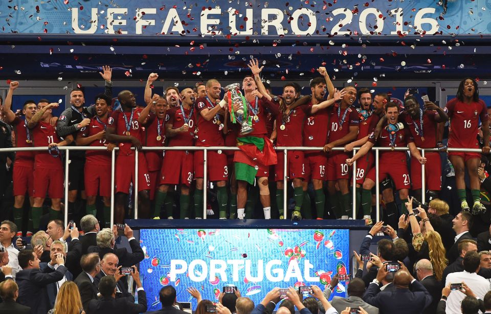  Portugal celebrate winning Euro 2016 after beating France in Paris