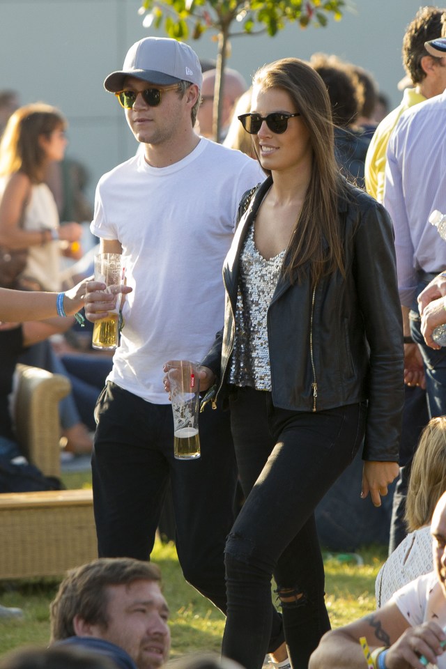  Duo enjoy the rare British sunshine in the Hyde Park VIP area