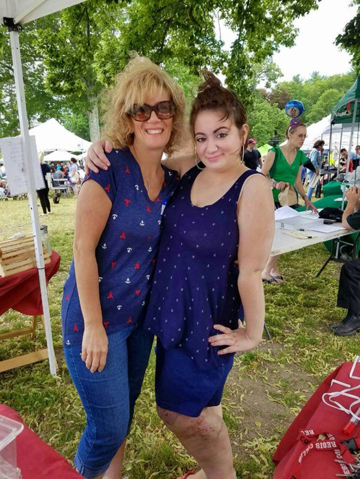  Arianna with her mum, Cheryl, earlier this summer