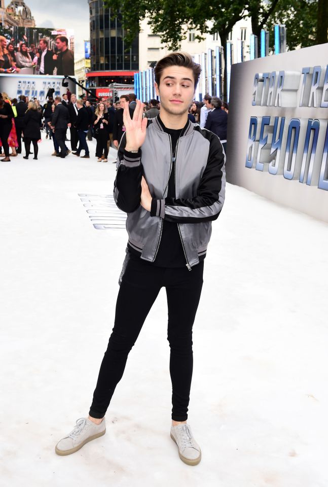  Former singer George Shelley was sure to hold up the iconic hand gesture