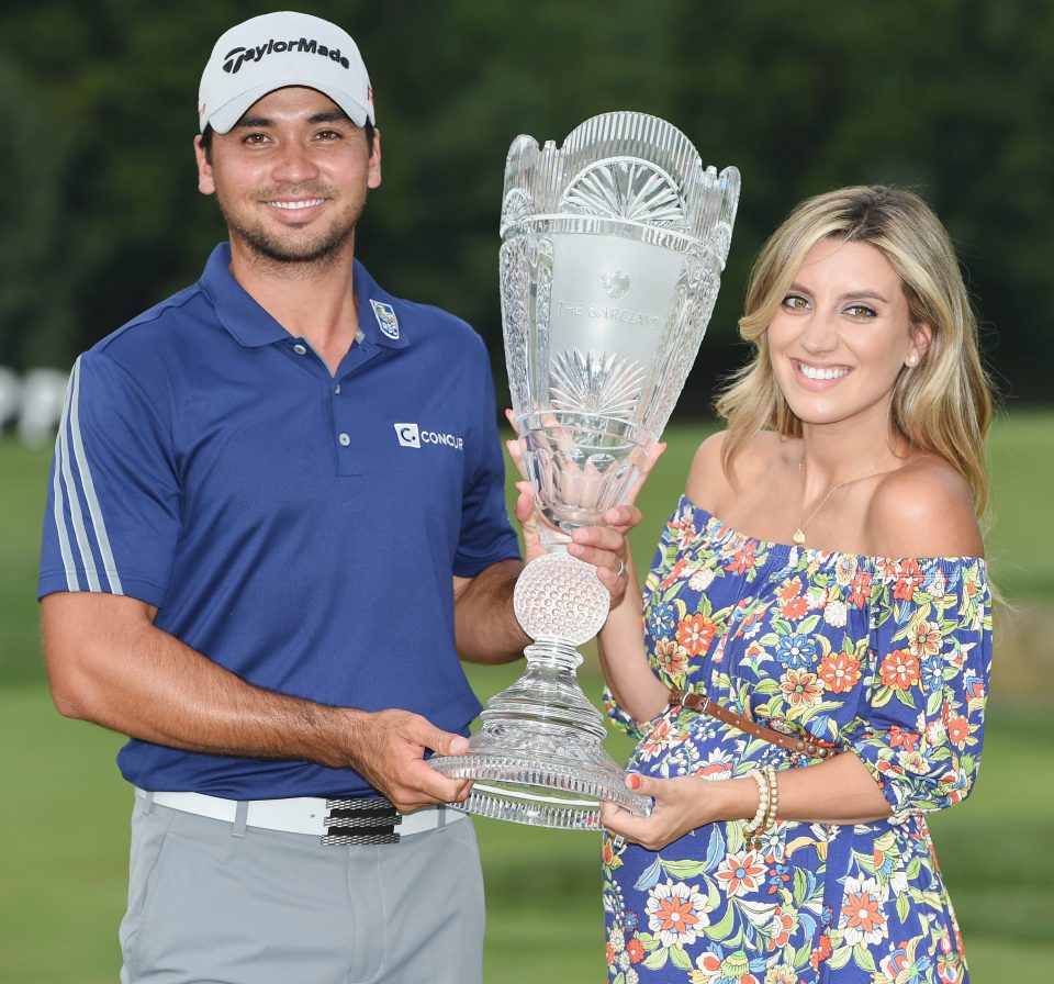  Ellie cheers on Jason following his win in New Jersey last year