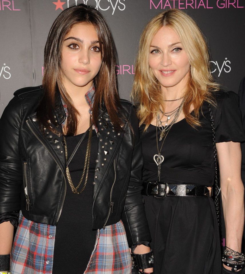  Madonna and Lourdes look like sisters