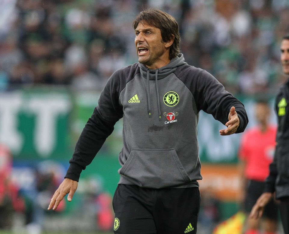  Antonio Conte wants to bolster his defensive options